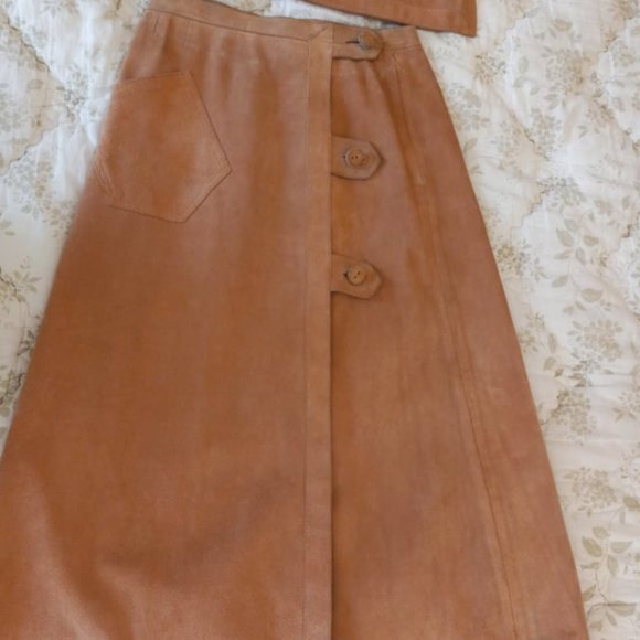 Other - Vintage Authentic Leather Vest & Skirt